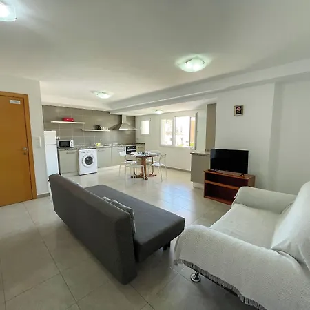 Apartamento Centro 3000 *